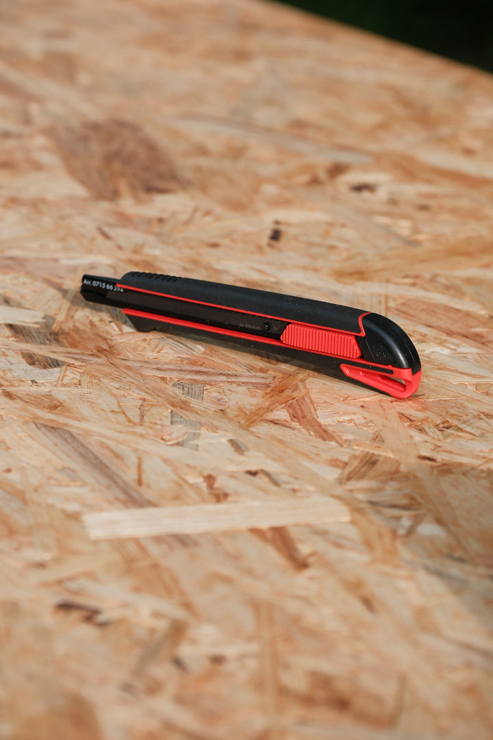 Würth 2K-Cutter 9 mm – Profi-Teppichmesser mit Abbrechklinge