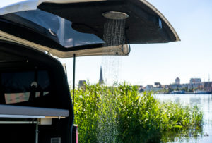 Dusche im camping bus